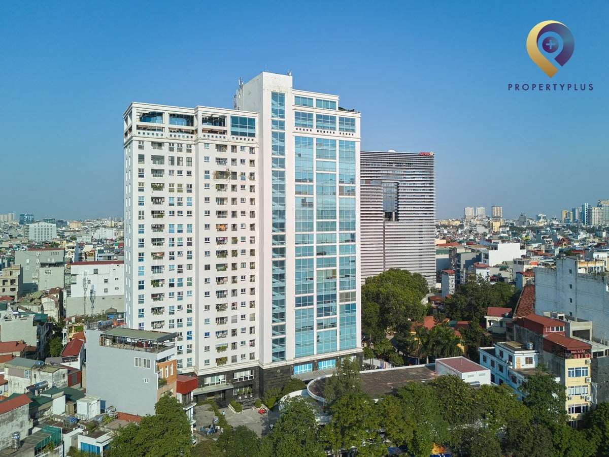 Toàn cảnh mặt ngoài tòa nhà văn phòng C'Land Xa Đàn do Property Plus giới thiệu